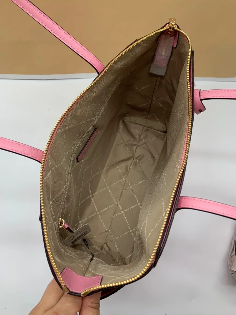 MICHAEL KORS Marilyn Medium Saffiano Leather Tote Bag